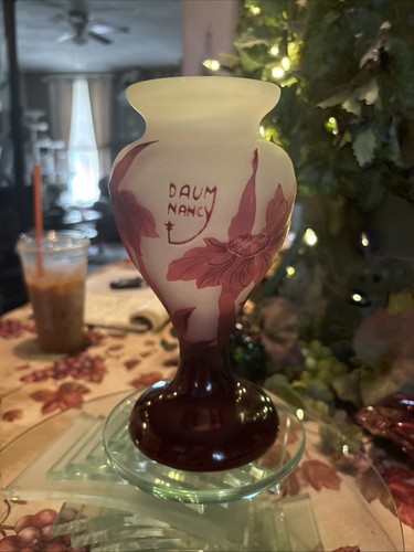 Daum nancy signed - signed, cameo