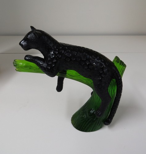 Daum black panther emerald - on,