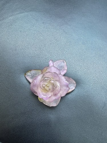 Rose sculpture paper press