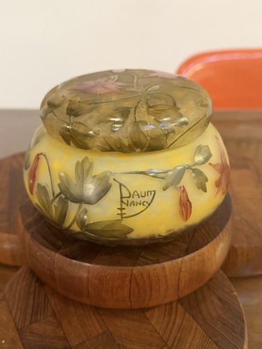 Daum nancy signed glass - nancy, candy