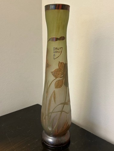 Daum nancy signed art nouveau - signed,